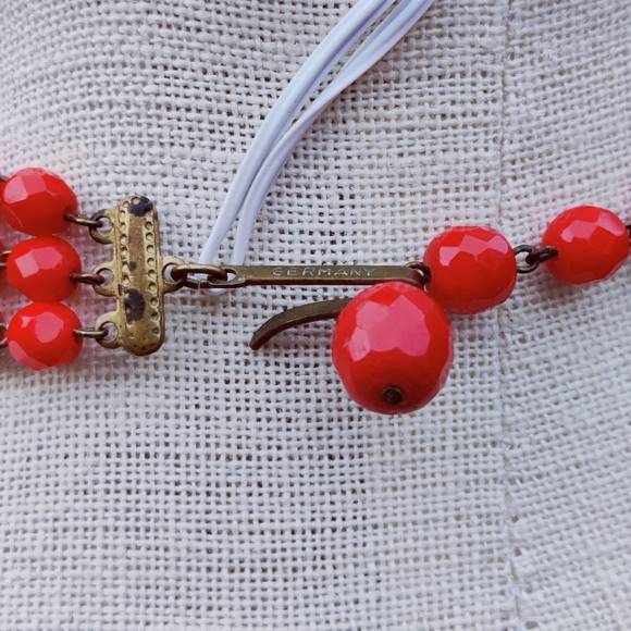 Vintage Germany red crystal necklace - Picture 4 of 5